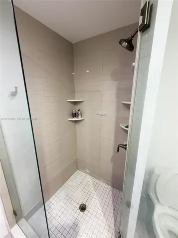 214 NE 108th Miami FL 33161