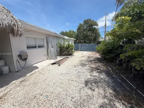 214 NE 108th Miami FL 33161
