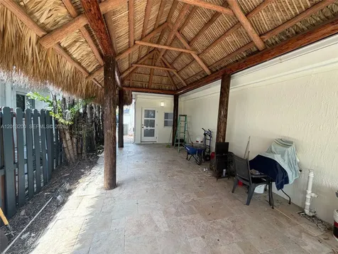 214 NE 108th Miami FL 33161