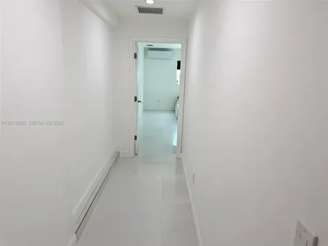 214 NE 108th Miami FL 33161