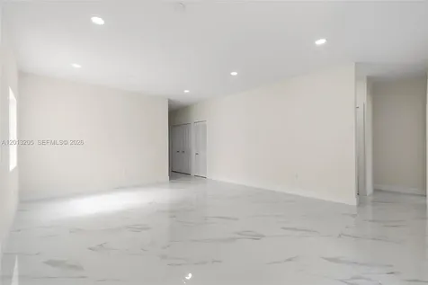 7978 NW 200th Street Hialeah FL 33015