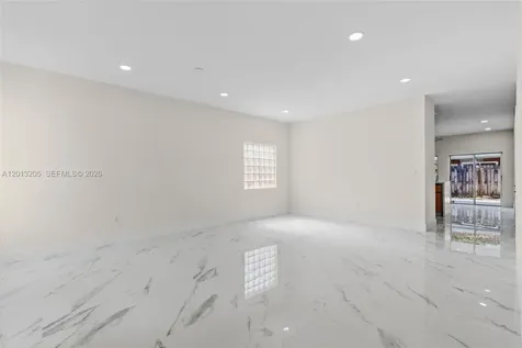 7978 NW 200th Street Hialeah FL 33015