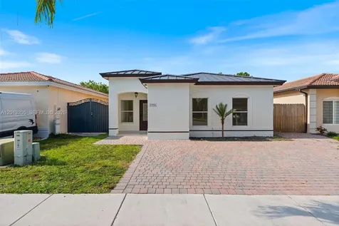 7978 NW 200th Street Hialeah FL 33015