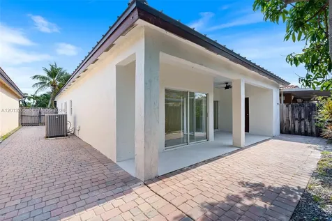 7978 NW 200th Street Hialeah FL 33015