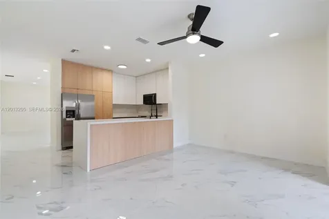 7978 NW 200th Street Hialeah FL 33015