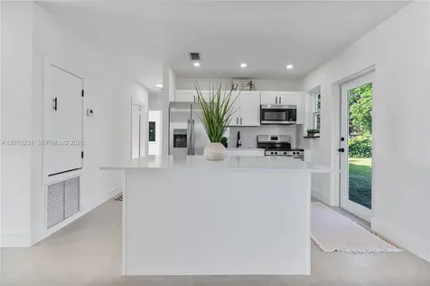1044 NE 4th Avenue Homestead FL 33030