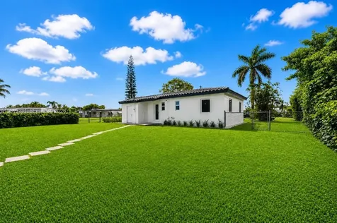1044 NE 4th Avenue Homestead FL 33030
