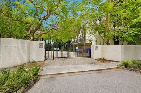 2984 Mary Street Miami FL 33133