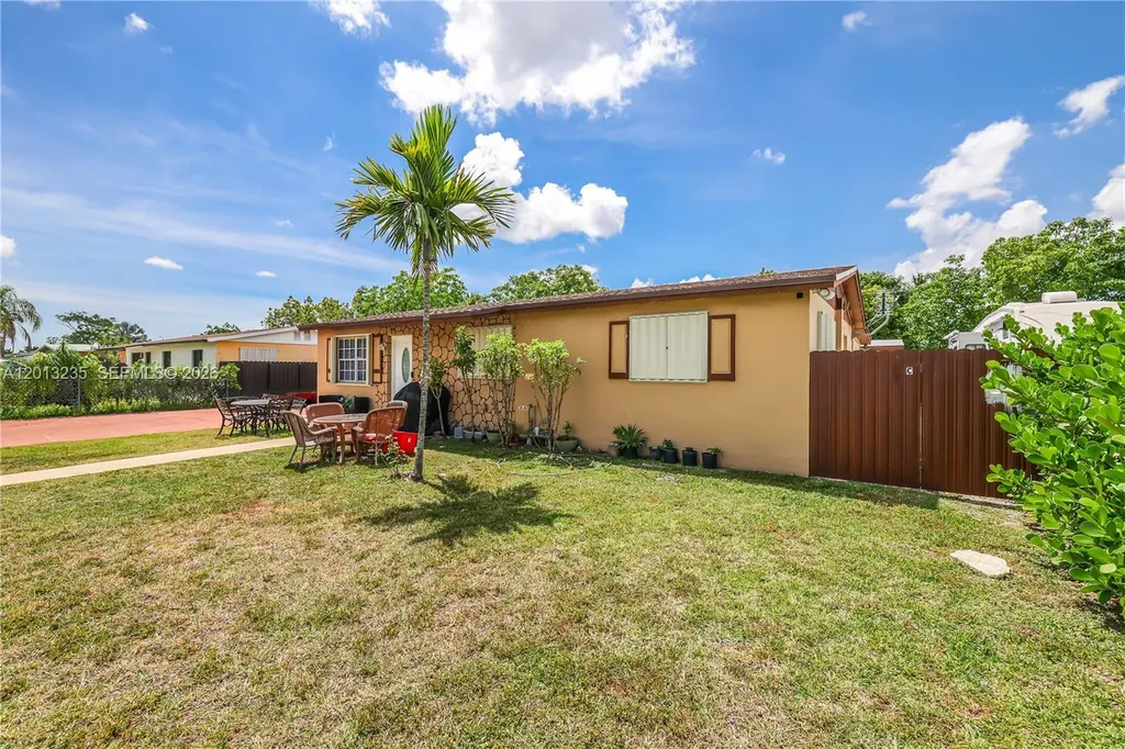 11600 SW 181st Terrace Miami FL 33157