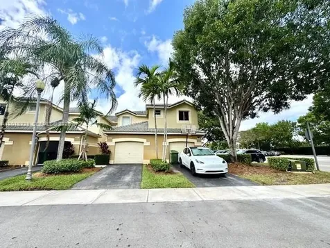 2567 Cordoba Bend Weston FL 33327