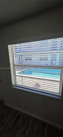 30 SE 4th Avenue Hallandale Beach FL 33009