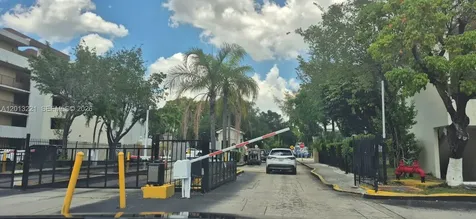 8870 Fontainebleau Boulevard Miami FL 33172
