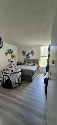 8870 Fontainebleau Boulevard Miami FL 33172