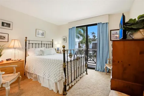 1620 S Ocean Lane Fort Lauderdale FL 33316
