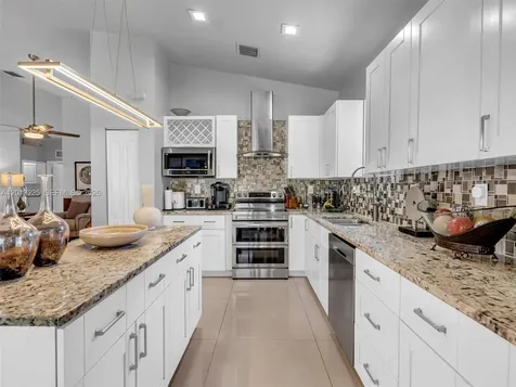 8510 SW 208th Lane Cutler Bay FL 33189