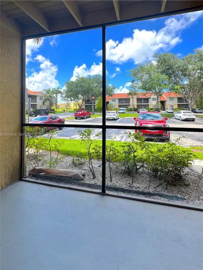 1281 SW 46th Avenue Pompano Beach FL 33069