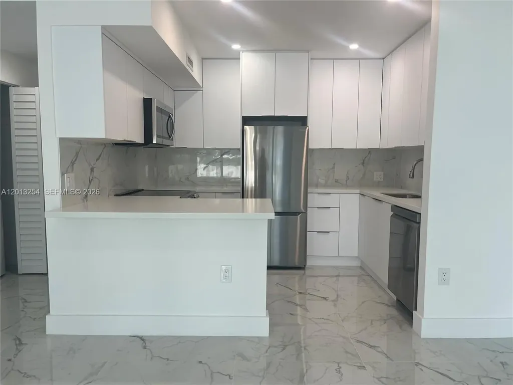 3505 S Ocean Drive Hollywood FL 33019