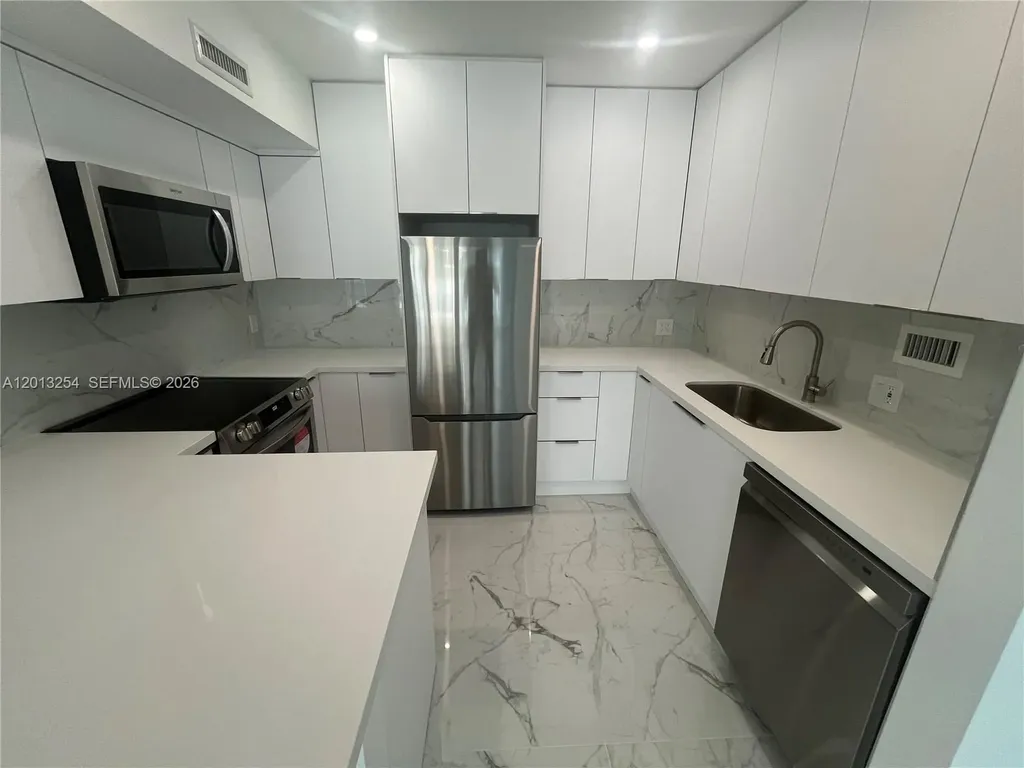 3505 S Ocean Drive Hollywood FL 33019