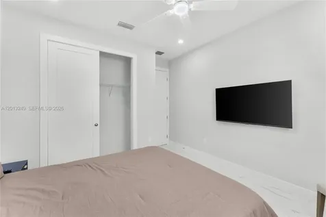 717 Zendor Avenue Fort Myers FL 33913
