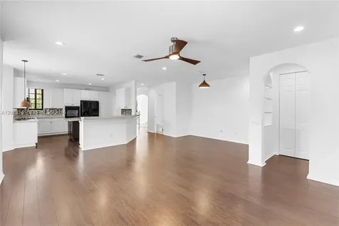 1559 Passion Vine Circle Weston FL 33326