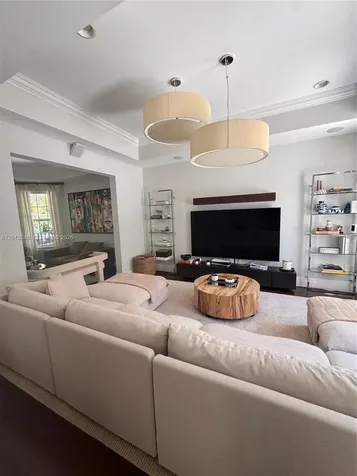 5000 SW 73rd Terrace Miami FL 33143