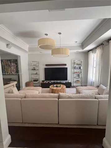 5000 SW 73rd Terrace Miami FL 33143