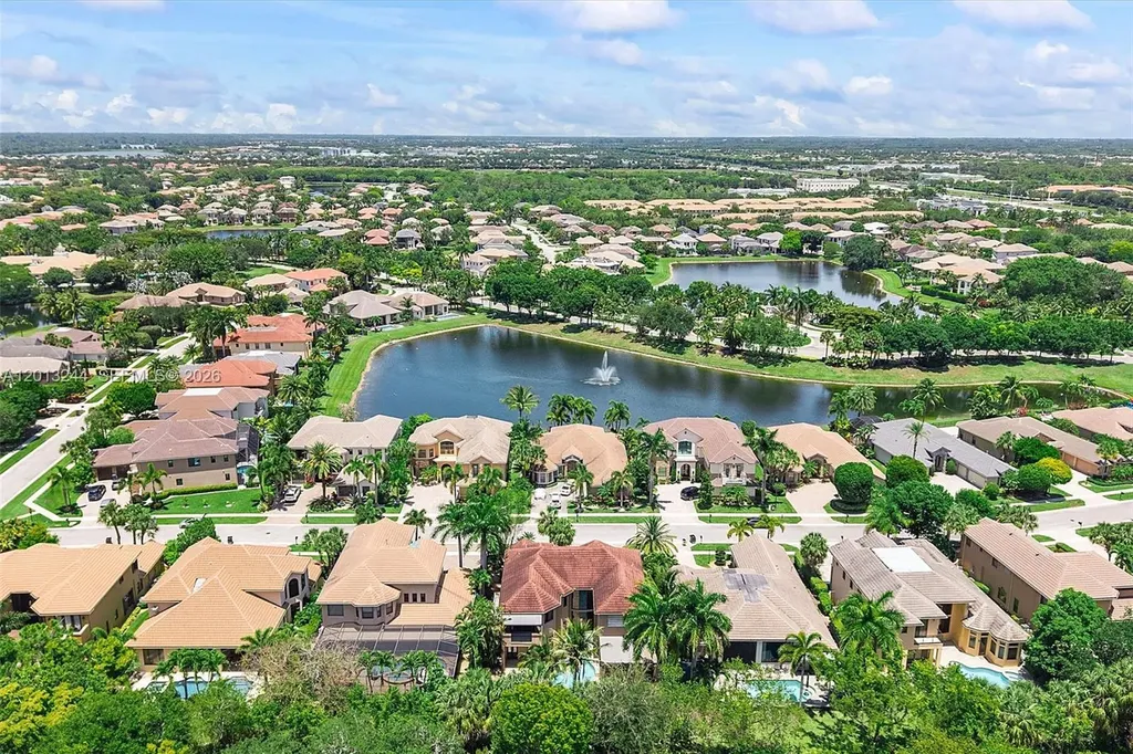 10364 Trianon Place Wellington FL 33449