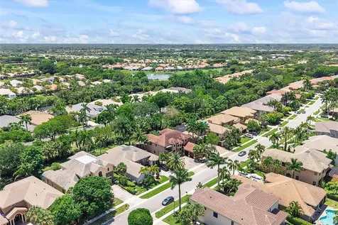 10364 Trianon Place Wellington FL 33449