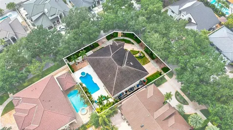 8560 NW 164th Street Miami Lakes FL 33016