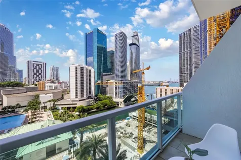 41 SE 5th Street Miami FL 33131