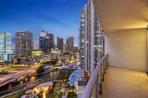 90 SW 3rd Street Miami FL 33130