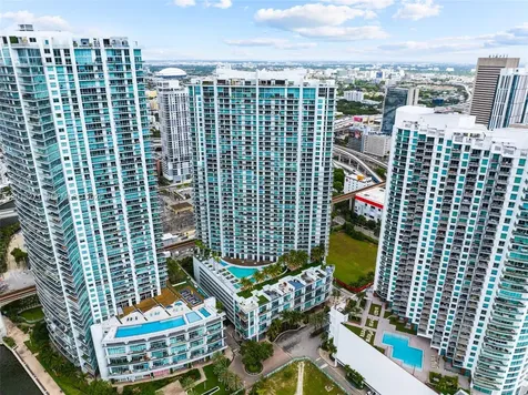 90 SW 3rd Street Miami FL 33130