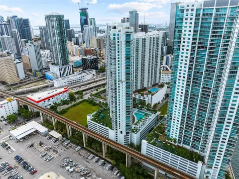 90 SW 3rd Street Miami FL 33130