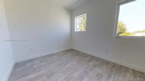 315 S Shore Drive Miami Beach FL 33141