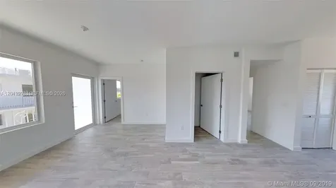 315 S Shore Drive Miami Beach FL 33141
