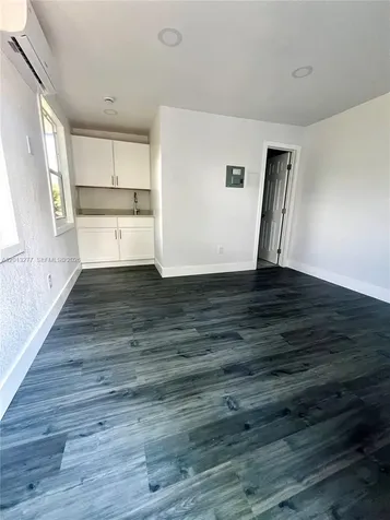2331 NW 55th Terrace Miami FL 33142