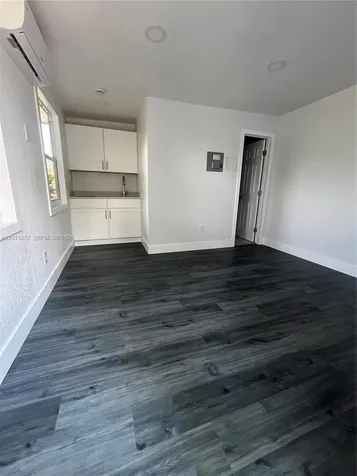 2331 NW 55th Terrace Miami FL 33142