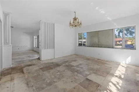 427 Grand Concourse Miami Shores FL 33138
