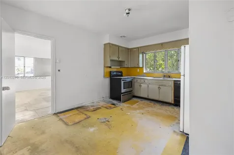 427 Grand Concourse Miami Shores FL 33138