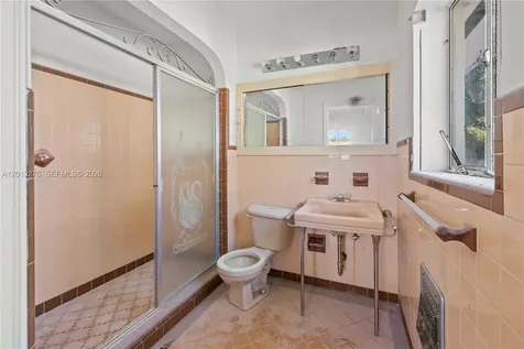 427 Grand Concourse Miami Shores FL 33138