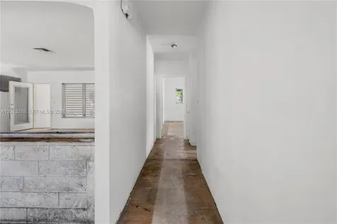 427 Grand Concourse Miami Shores FL 33138