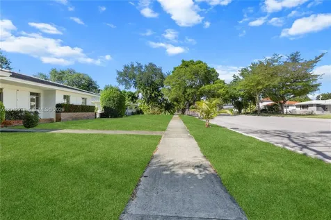427 Grand Concourse Miami Shores FL 33138