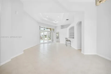 2553 Jardin Manor Weston FL 33327