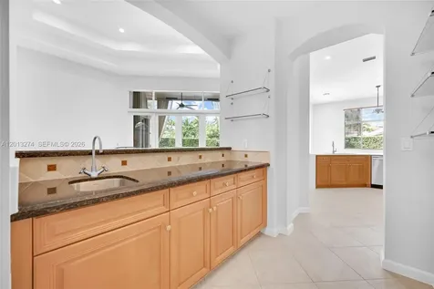 2553 Jardin Manor Weston FL 33327