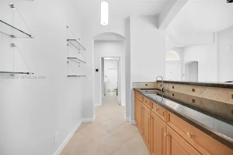2553 Jardin Manor Weston FL 33327