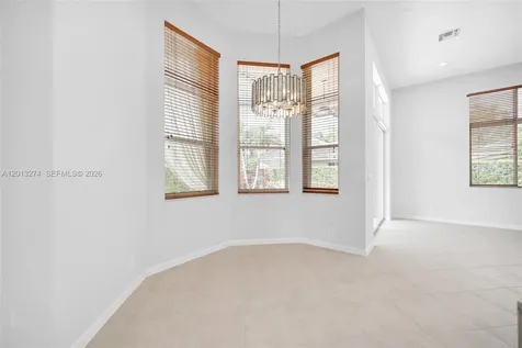 2553 Jardin Manor Weston FL 33327