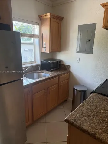 924 SE 2nd Street Fort Lauderdale FL 33301