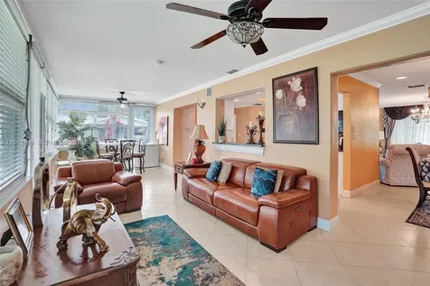 4722 NW 44th Court Tamarac FL 33319