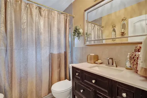 4722 NW 44th Court Tamarac FL 33319