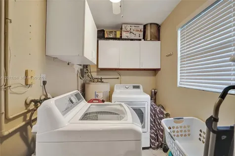 4722 NW 44th Court Tamarac FL 33319
